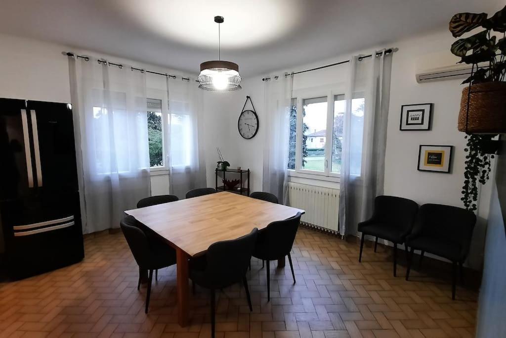 La Maison De Lili Colayrac-Saint-Cirq Extérieur photo